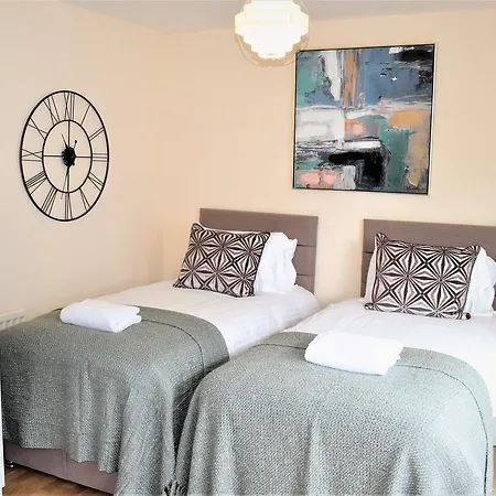 The Canary - Yourapartment Apartment Bristol