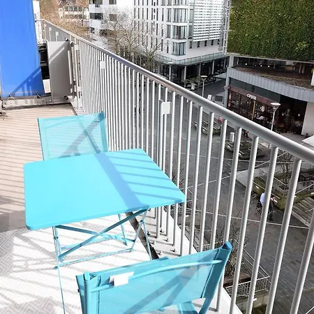 The Canary - Yourapartment * Bristol